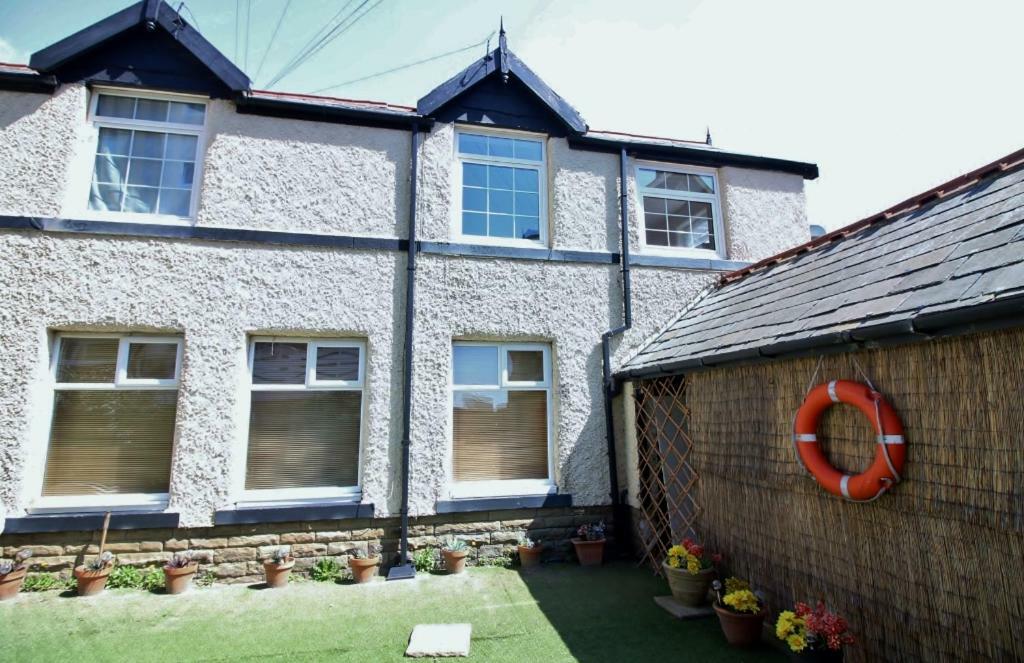 The Coach House Apartment Lytham St Annes Exterior photo