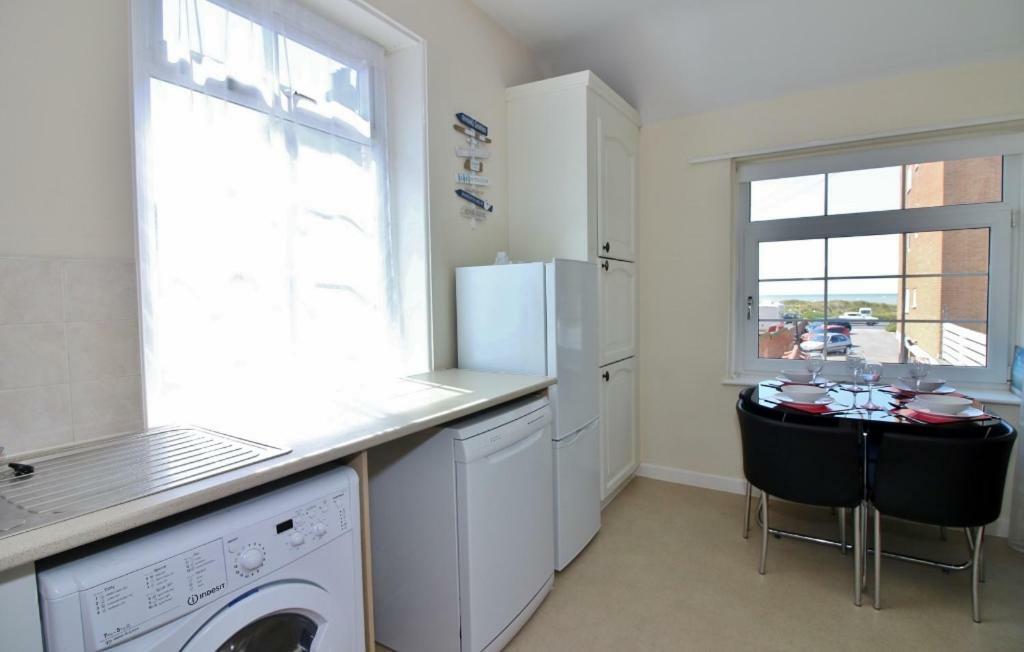 The Coach House Apartment Lytham St Annes Exterior photo
